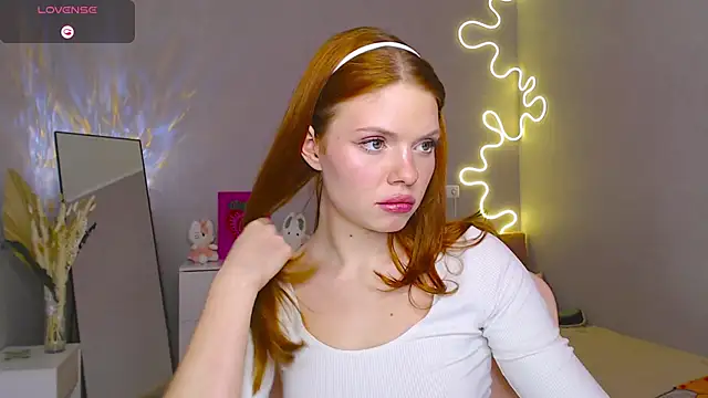 Red  Candy online show from 03/06/25, 03:35