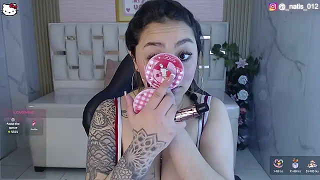 Snapshot of merloth_sub chatting on 09/23/25, 03:09 merloth sub online show from 09/23/25, 03:09