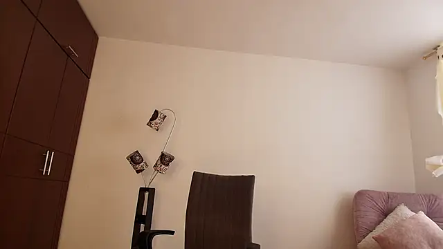 Snapshot of mariana_cruzz chatting on 03/12/25, 09:13 mariana cruzz online show from 03/12/25, 09:13