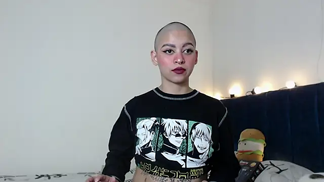 Bitsy Messy online show from 12/19/24, 04:45