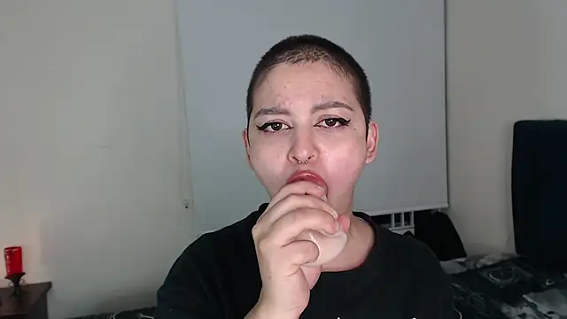 Bitsy Messy online show from 03/04/25, 10:02