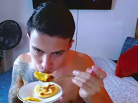 Velk hot online show from 05/01/26, 01:59