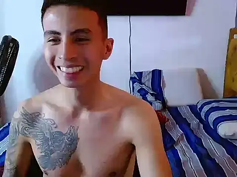 Snapshot of Velk_hot chatting on 06/06/26, 01:16 Velk hot online show from 06/06/26, 01:16