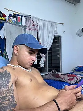 cJuan111 online show from 09/23/25, 04:48