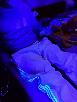 creamlive97 online show from 02/21/26, 12:06