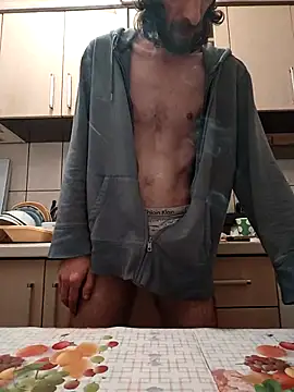 vulpe8400 online show from 10/07/25, 05:37