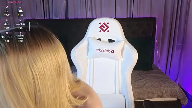 jenny bunny  online show from 03/17/25, 01:35