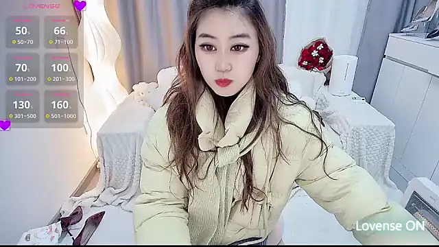 Snapshot of Feifei-cn chatting on 02/23/26, 12:46 Feifei-cn online show from 02/23/26, 12:46