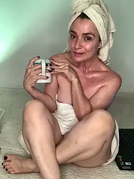 Liloo8923 online show from 02/17/26, 02:41