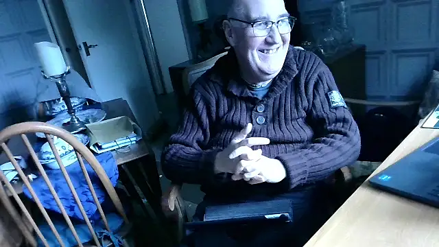 Adamdaddybear online show from 02/11/25, 01:20
