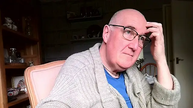 Adamdaddybear online show from 03/08/25, 01:57