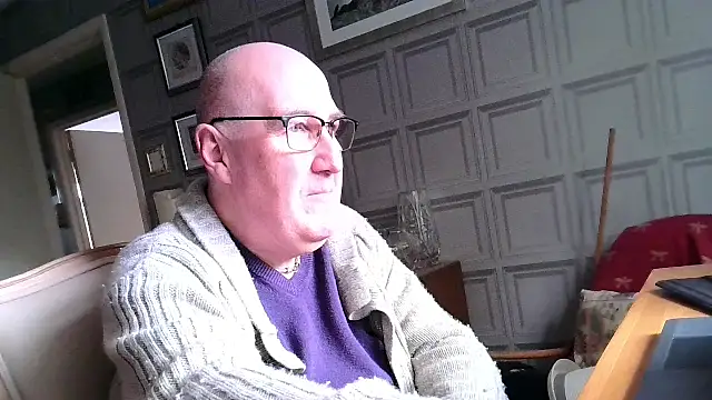 Adamdaddybear online show from 03/11/25, 02:51