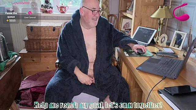 Adamdaddybear online show from 03/01/26, 08:38