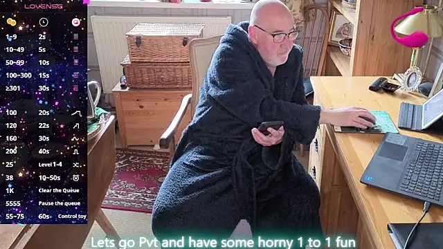 Adamdaddybear online show from 04/20/26, 07:33