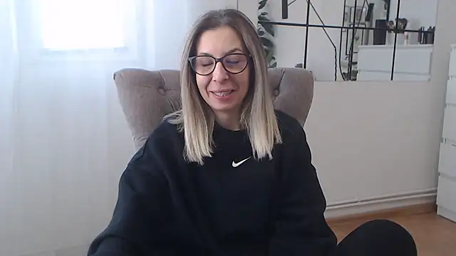 Snapshot of SukyGirl chatting on 01/21/25, 07:26 SukyGirl online show from 01/21/25, 07:26