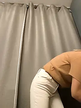 Snapshot of SukyGirl chatting on 01/23/25, 04:19 SukyGirl online show from 01/23/25, 04:19