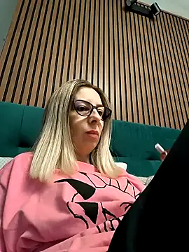 Snapshot of SukyGirl chatting on 01/23/25, 06:24 SukyGirl online show from 01/23/25, 06:24