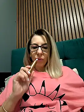 Snapshot of SukyGirl chatting on 01/30/25, 09:25 SukyGirl online show from 01/30/25, 09:25