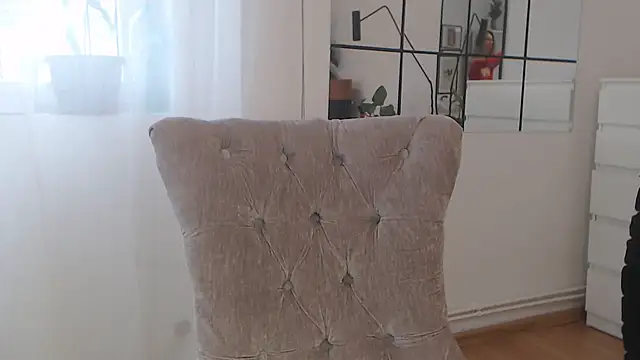 Snapshot of SukyGirl chatting on 02/06/25, 08:29 SukyGirl online show from 02/06/25, 08:29