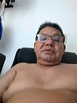 Snapshot of catatunboculion chatting on 06/01/26, 03:36 catatunboculion online show from 06/01/26, 03:36
