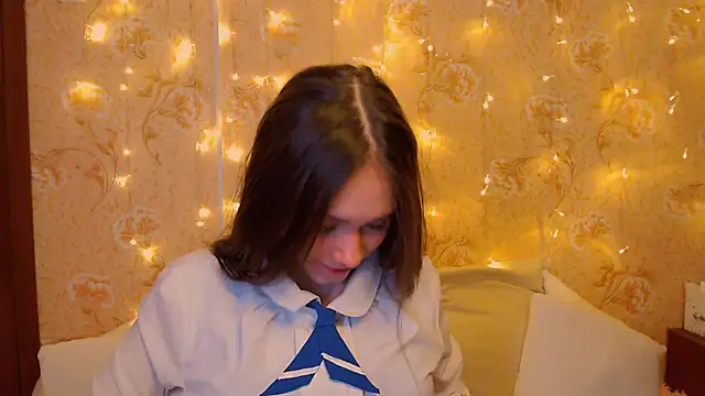 fluffy kitty  online show from 01/13/26, 11:54