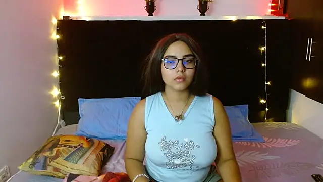 Snapshot of Miapeyton chatting on 01/28/25, 11:49 Miapeyton online show from 01/28/25, 11:49