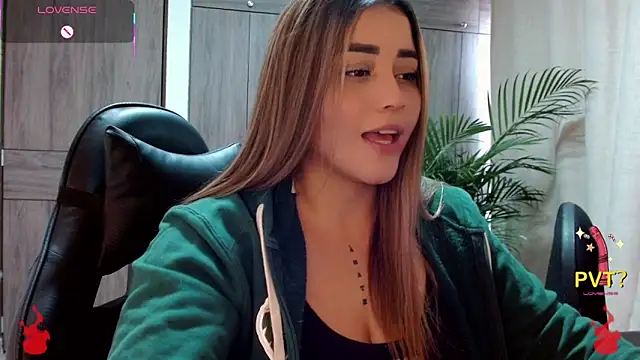 Lucia star   online show from 02/09/26, 06:12