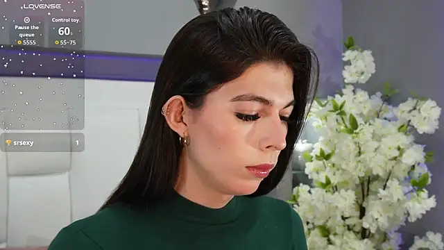 CuteAri online show from 09/28/25, 07:19