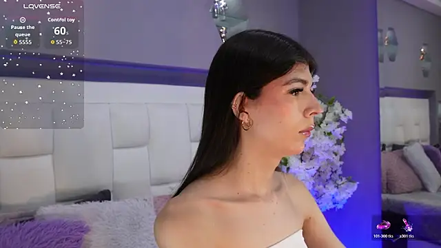 CuteAri online show from 12/02/25, 08:59