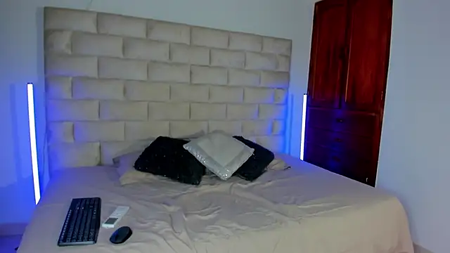 Latrellx7 online show from 03/16/26, 03:56