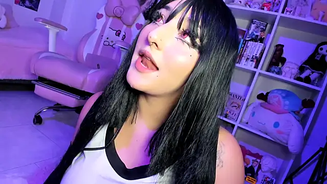 julyana  online show from 01/31/25, 06:47