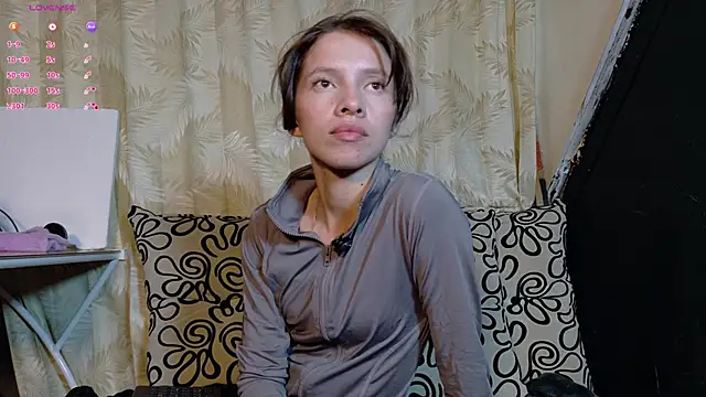 sweetdam12 online show from 11/21/25, 08:51