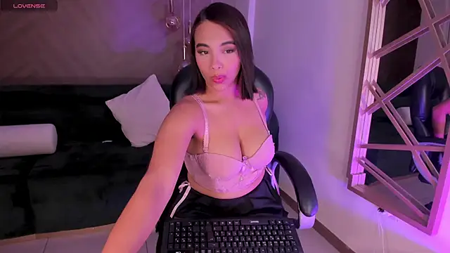 CarlaSmithX online show from 01/03/25, 04:00