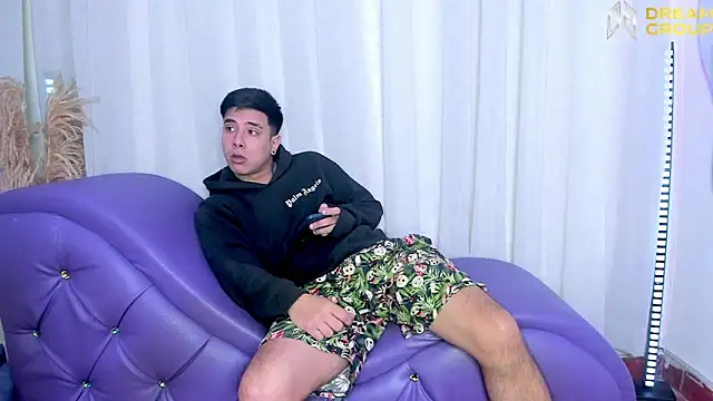 Yourslust  online show from 10/24/25, 01:18