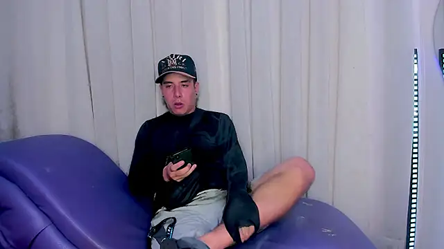 Yourslust  online show from 01/15/26, 10:13