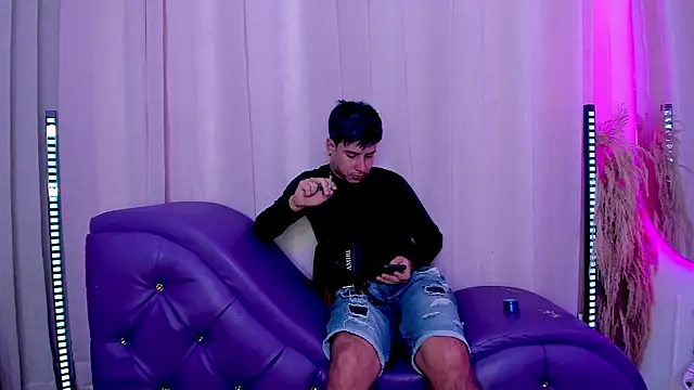 Yourslust  online show from 02/15/26, 12:47