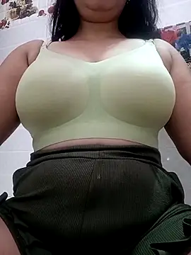 cute-mahek online show from 10/28/25, 07:16