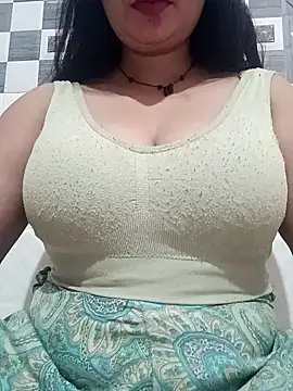 Snapshot of cute-mahek chatting on 05/02/26, 07:19 cute-mahek online show from 05/02/26, 07:19