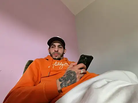 Rebeu313 online show from 03/10/26, 11:04