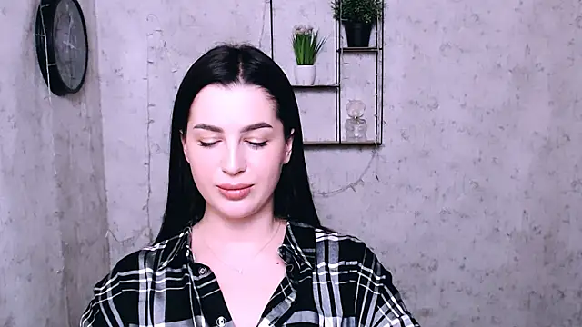 Snapshot of DivaKaily_ chatting on 01/16/25, 06:56 DivaKaily  online show from 01/16/25, 06:56