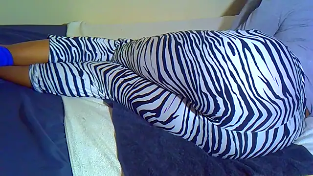 Snapshot of GHETTOASSDOLLXX chatting on 03/01/25, 11:37 GHETTOASSDOLLXX online show from 03/01/25, 11:37