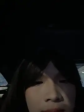 Snapshot of AwakeSubtitle chatting on 09/19/25, 01:23 AwakeSubtitle online show from 09/19/25, 01:23