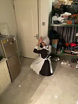 Snapshot of AwakeSubtitle chatting on 09/20/25, 12:17 AwakeSubtitle online show from 09/20/25, 12:17