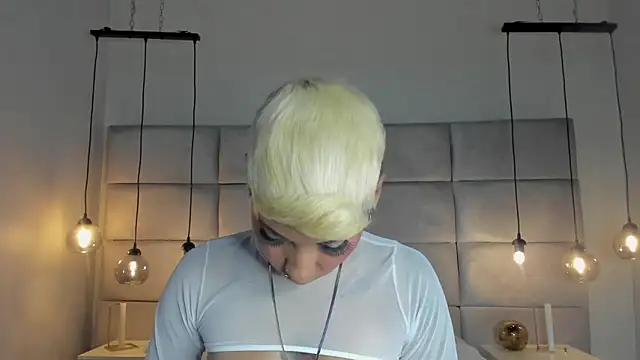 MiaMorgan  online show from 01/28/25, 11:38