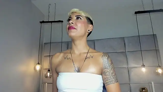 MiaMorgan  online show from 01/29/25, 06:07