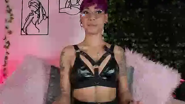 MiaMorgan  online show from 10/01/25, 12:33