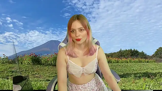 Dolce--Mia---Bianchi  07 online show from 02/28/25, 08:09