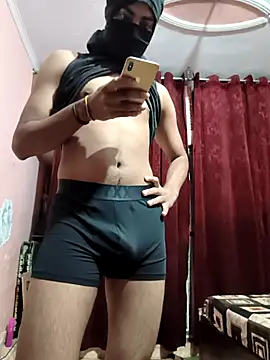 Snapshot of Fucker_111 chatting on 04/09/26, 12:32 Fucker 111 online show from 04/09/26, 12:32