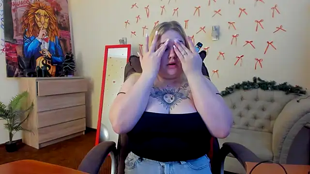 Doliss online show from 12/14/25, 07:03