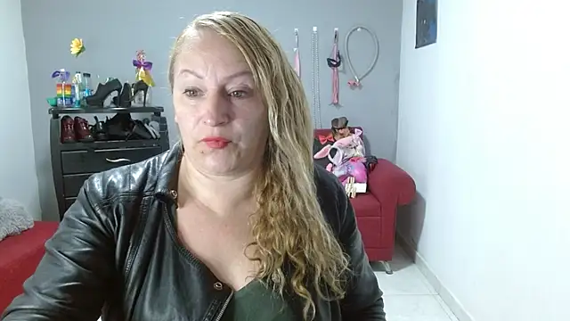 emperabigbootybigass online show from 02/03/25, 12:14